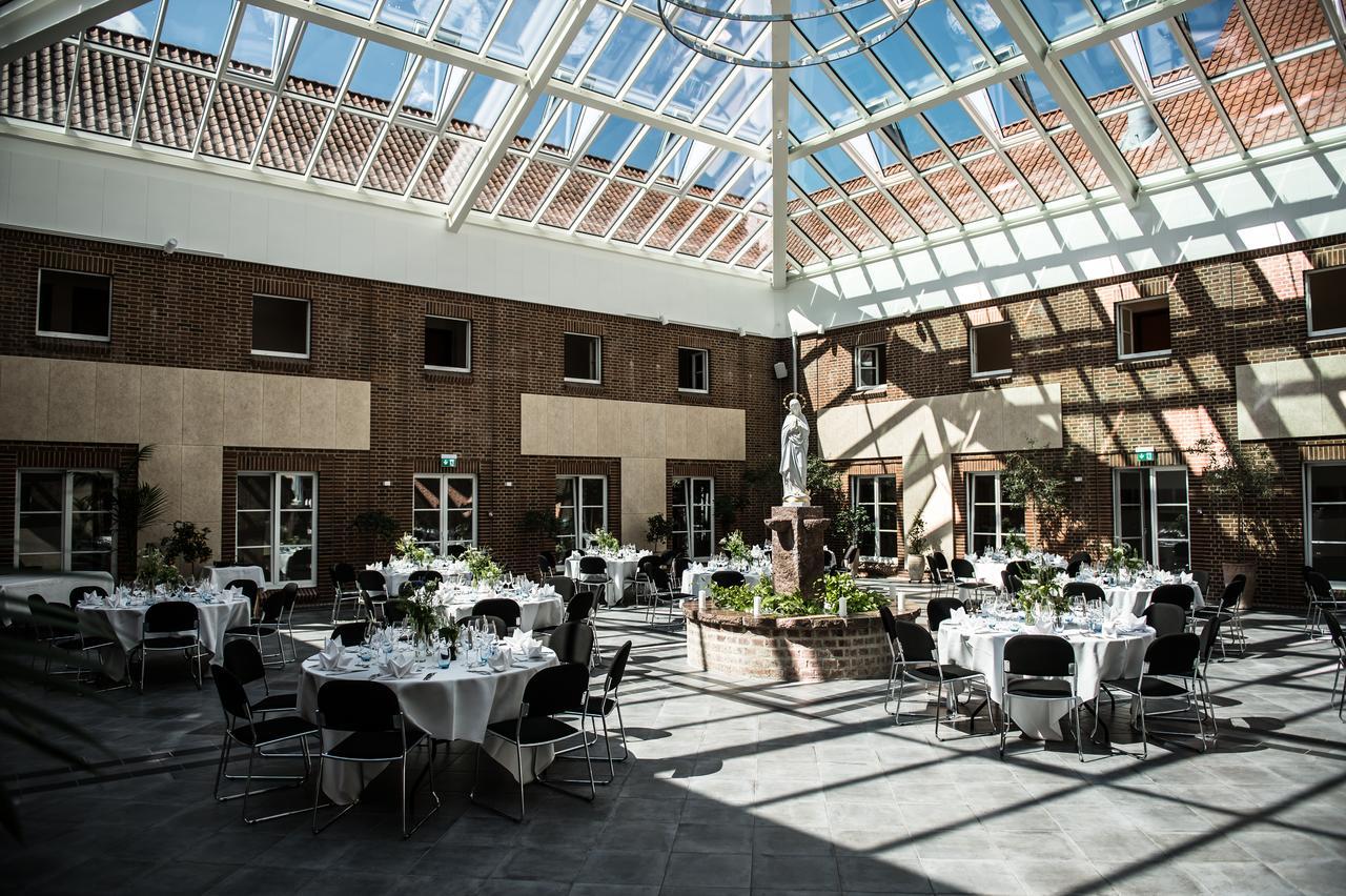 Sostrup Slot Hotel Gjerrild
